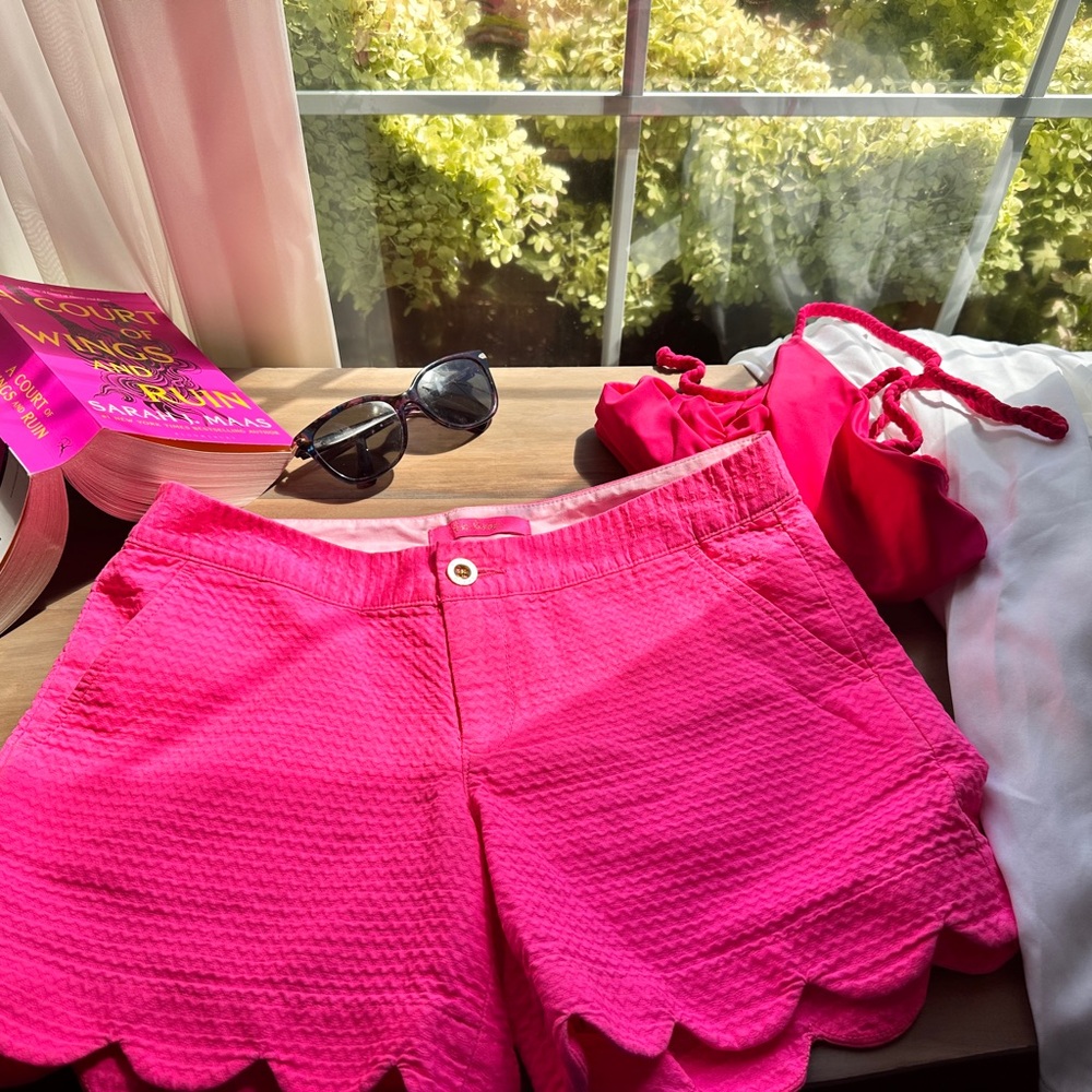 Lilly Pulitzer Pink Scallop Hem Shorts | Resort Summer | Size 0